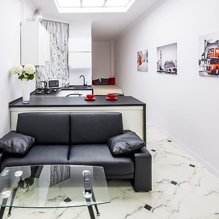 Designer Apartment Зі Світлом! Lemberg Exterior foto