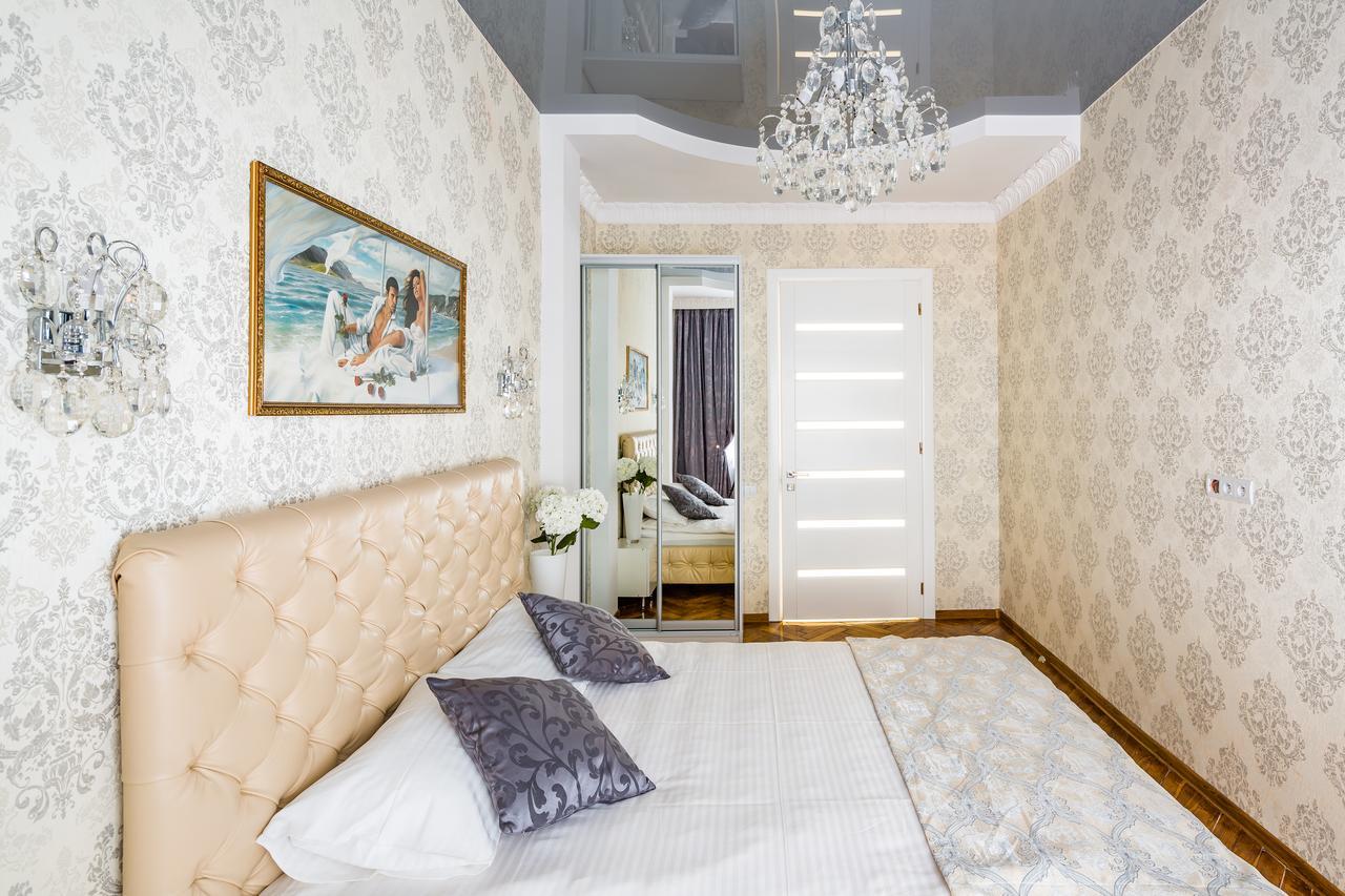 Designer Apartment Зі Світлом! Lemberg Exterior foto